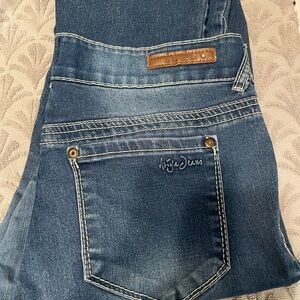 Ariya stylish jean boyfriend cute size 15/16